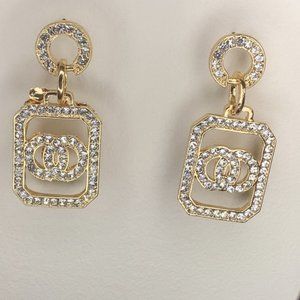 Fashion earrings